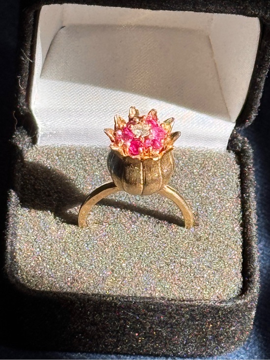 Vintage Jewelry - Stunning Rare - Vintage 14k Yellow Ruby And Diamond Tulip Ring Size 6